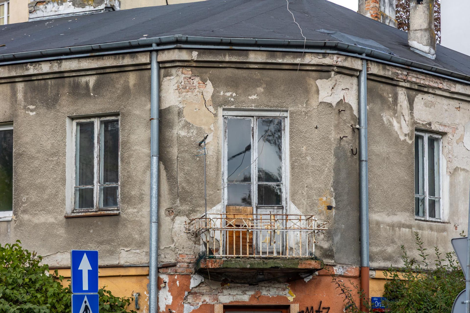 Kamienica przy Opaczewskiej 26 w Warszawie