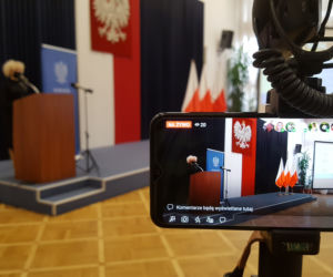 Przekazanie czeków potwierdzających dofinansowanie z Funduszu Dróg Samorządowych w subregionie tarnowskim