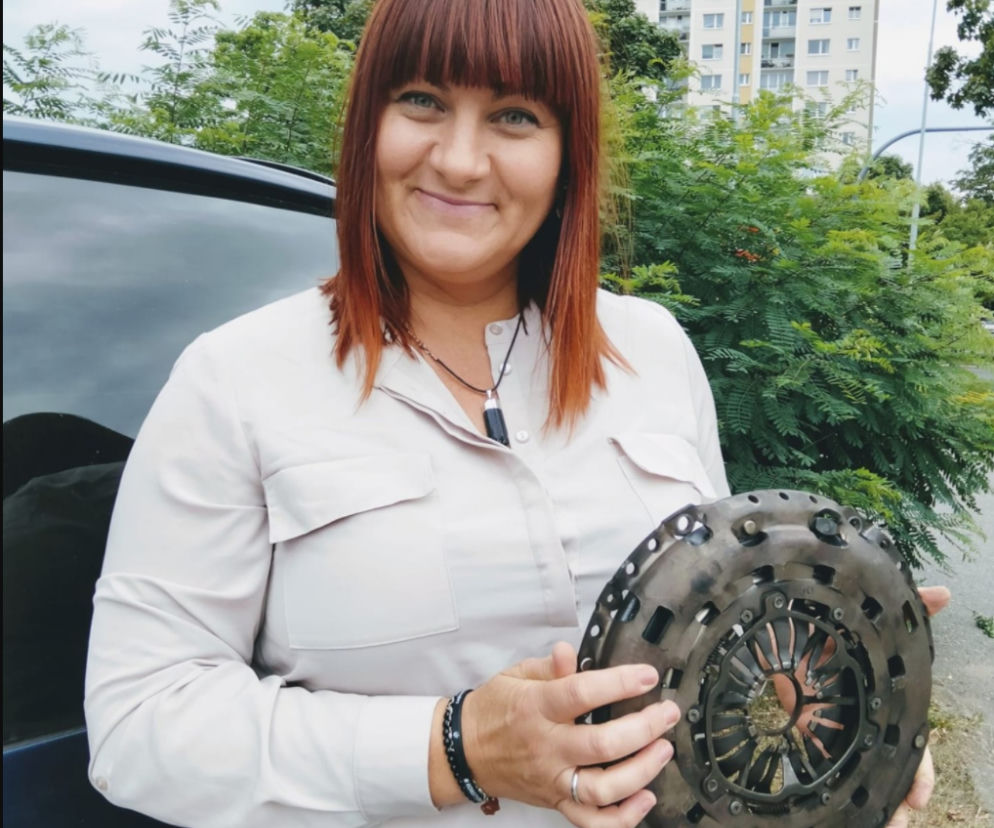 Justyna Socha ze sprzęgłem