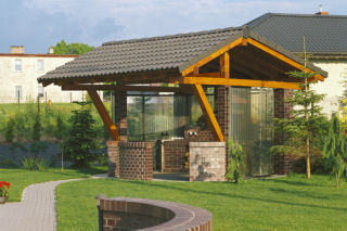 Gdzie, z czego i jak zbudować ogrodową altanę i wiatę?