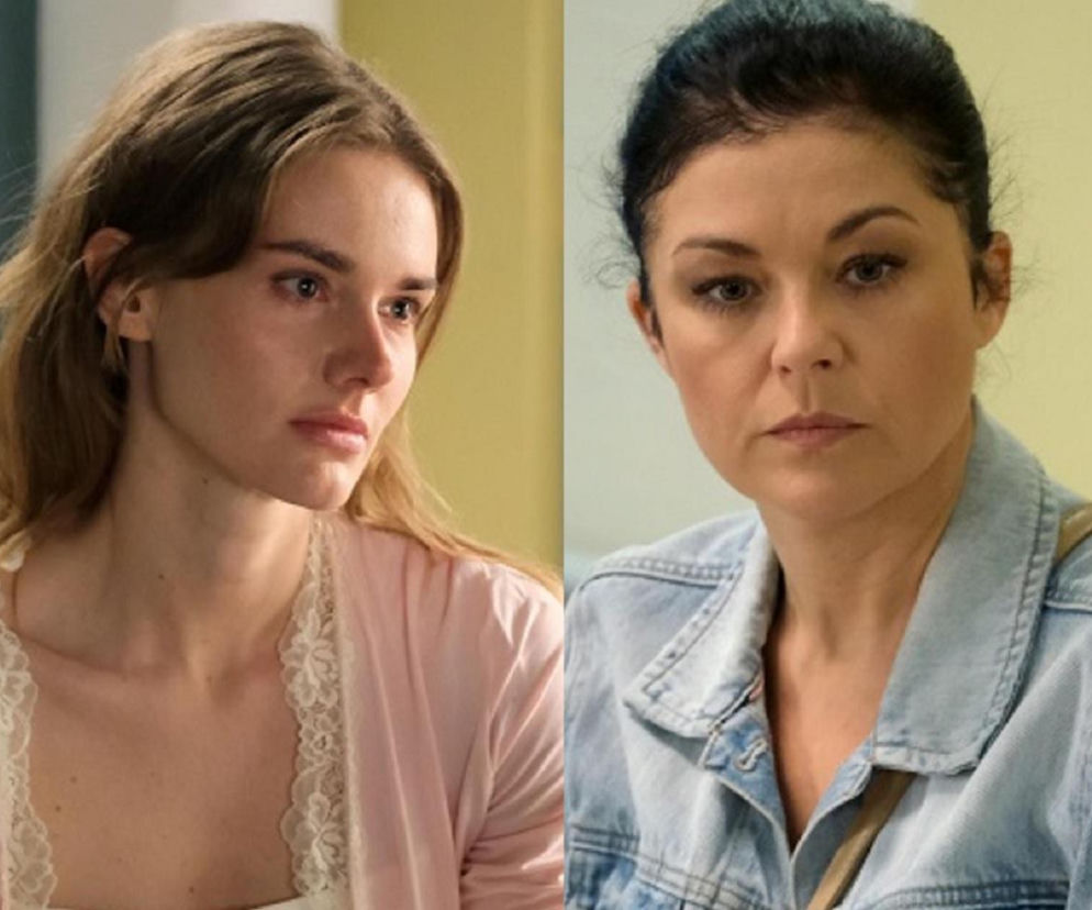 Blondwłosa Franka (Dominika Kachlik) w różowym szlafroku z koronką i Kinga (Katarzyna Cichopek) w dżinsowej koszuli, z ciemnymi włosami upiętymi w kok, patrzą z powagą w obiektyw. Franka poprosi Kingę o przysługę przed operacją, co zwiastuje dramatyczne wydarzenia, o których przeczytasz na Super Seriale.