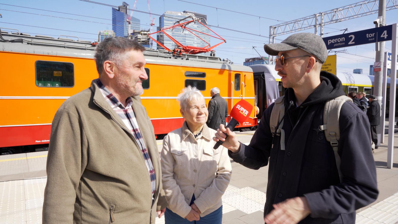 Jechałem legendarnym pociągiem. W środku jak kiedyś, aż trudno uwierzyć! Ludzie mówią wprost: „to były czasy”
