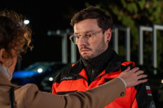 Na sygnale, odcinek 851: Wuj Dobromira jest jego ojcem? Dobromir odkryje, że mają wspólną wadę genetyczną