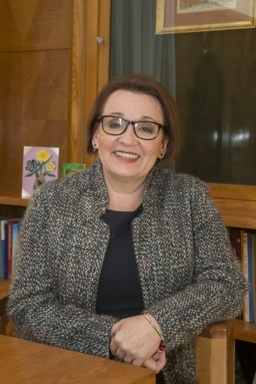 ZUPEŁNIE odmieniona Anna Zalewska! Jest nie do poznania