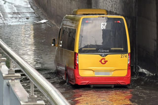 Basen w tunelu w Brwinowie. Opłakane skutki nawałnicy pod Warszawą