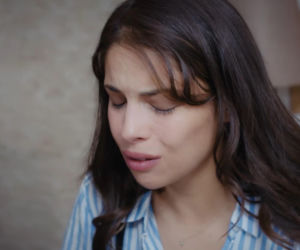 Dziedzictwo, odcinek 891: Nana i Nazli uciekają z rąk Trucizny, a Ayse traci przytomność po przyjęciu niewłaściwych leków