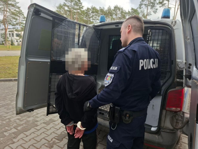 Zmasakrowali 51-latka kastetem i okradli! Trójka bandytów zatrzymana