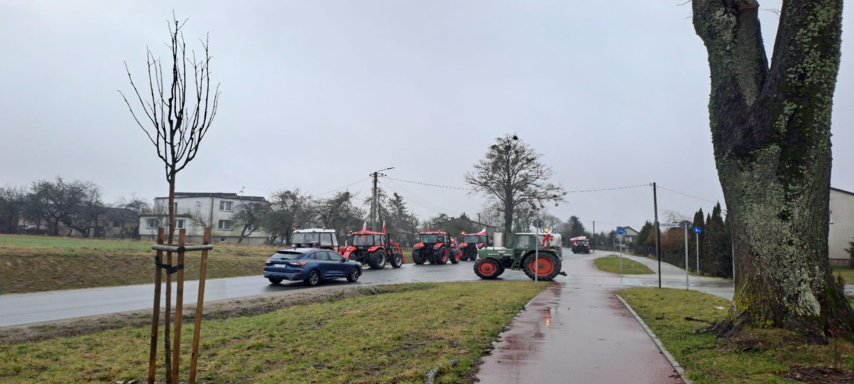 Trwa protest rolników. Drogi na Pomorzu są sparaliżowane. Gdzie trwają utrudnienia? 