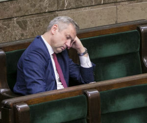 Ci posłowie koalicji głosowali przeciwko Kaczyńskiemu. Jaka będzie kara
