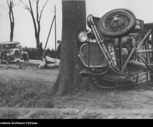  Wypadek samochodowy na trasie Poznań-Żegrze w 1936 roku