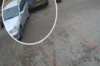 Zostawił żonę w aucie, które samo uderzyło w radiowóz! Niewiarygodne, co zrobił potem. Wszystko się nagrało!