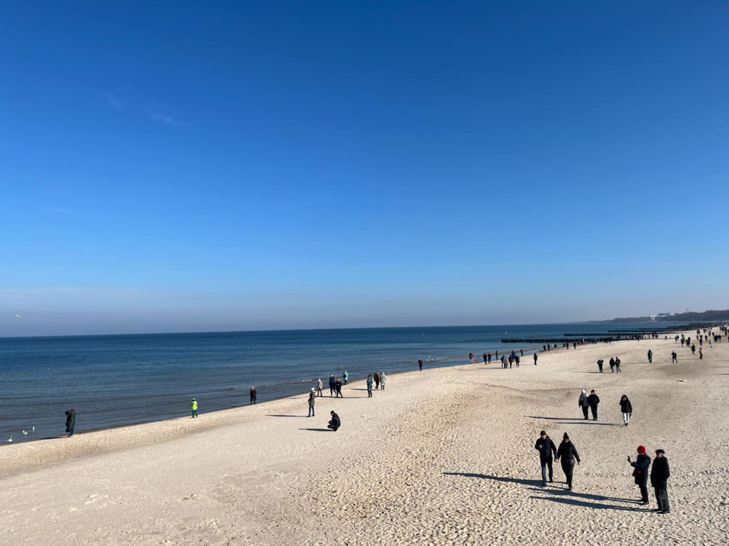 Plaża w Kołobrzegu zimą