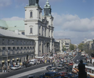 Warszawa z lat 90. Nie uwierzysz, że tak wyglądała stolica 25 lat temu	