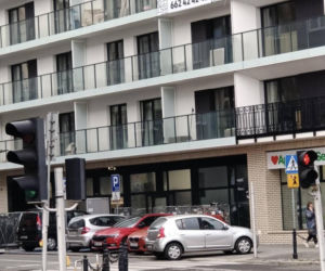 Warszawski radny grzmi: jeden słupek parkingowy za 770 zł?!