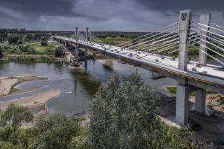 Budowa mostu nad Sanem w Stalowej Woli