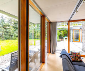 Dlaczego warto wybrać okna drewniane? Sprawdzamy