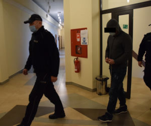 16-latek zgwałcony w opuszczonym internacie w Pustkowie-Osiedlu. Ruszył proces [ZDJĘCIA]