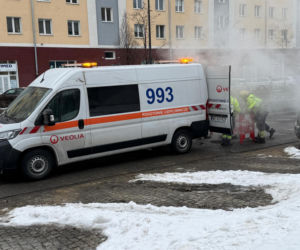 Pęknięta rura paraliżuje Wolę. Górczewska zamknięta na tydzień po awarii ciepłowniczej