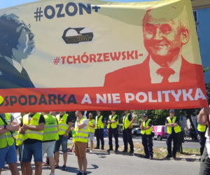 Górnicy protestują przed siedzibą PiS