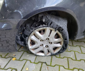 Jechał na rozerwanej oponie, miał 1,3 promila alkoholu