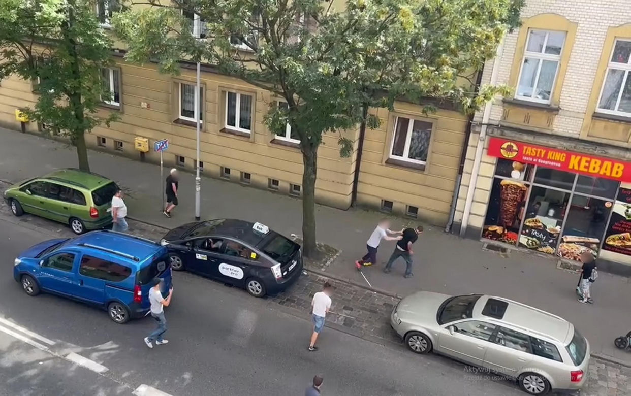 Atak nożownika przed domem dziecka w Chorzowie