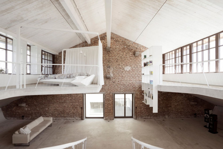 Loft w Hali Czołgów
