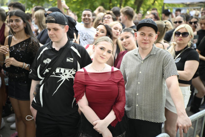 Drugi koncert The Weeknd w Warszawie. Najwierniejsi fani nie przestraszyli się morderczego upału. Znajdź się na zdjęciach