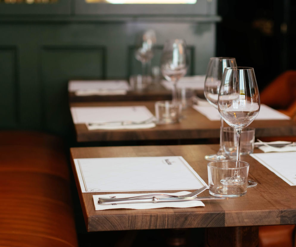 Kiedy otwarcie restauracji? Wiceminister zdradziła MOŻLIWY termin. Branża nie będzie zadowolona