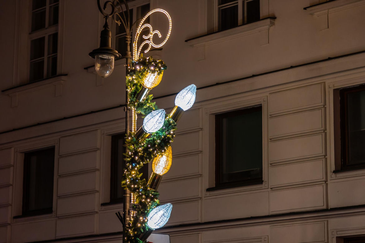 Iluminacja świąteczna 2023 w Warszawie - zdjęcia