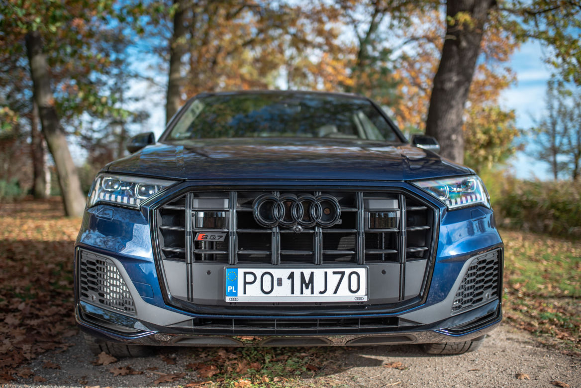 Audi SQ7 4.0 TDI V8 biturbo 435 KM quattro tiptronic