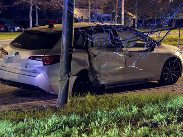 Nocny pościg jak z filmów akcji na ulicach Warszawy. Policjanci nie mogli dogonić mężczyzny 