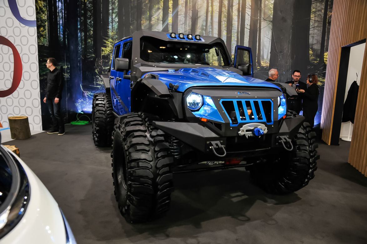 Klasyki i tuning – nietypowe auta na Poznań Motor Show