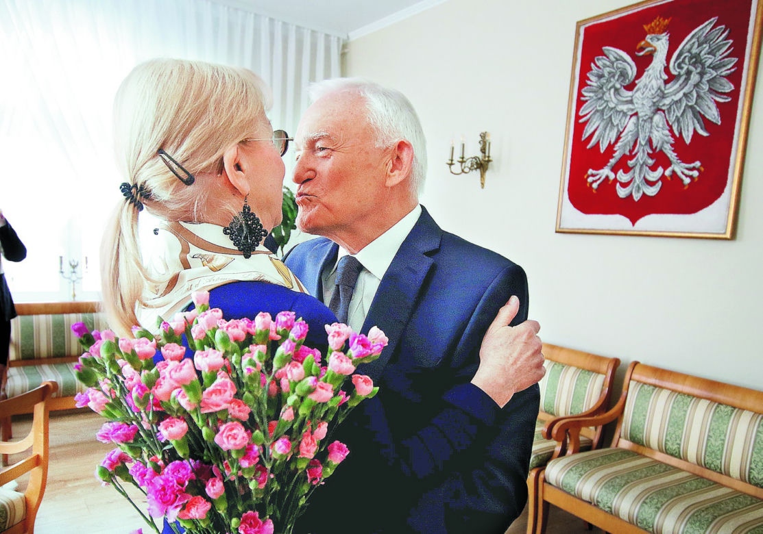 Leszek Miller. Dramatyczna walka o życie żony Millera