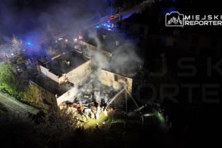 Pożar budynków pod Warszawą