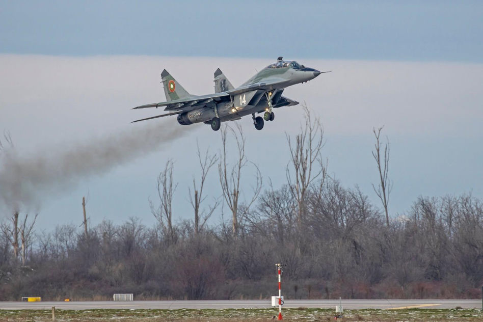 Polska pomoże Bułgarii utrzymać MiG-29 i F-16. Premier Radev dziękuje za współpracę z WZL-2