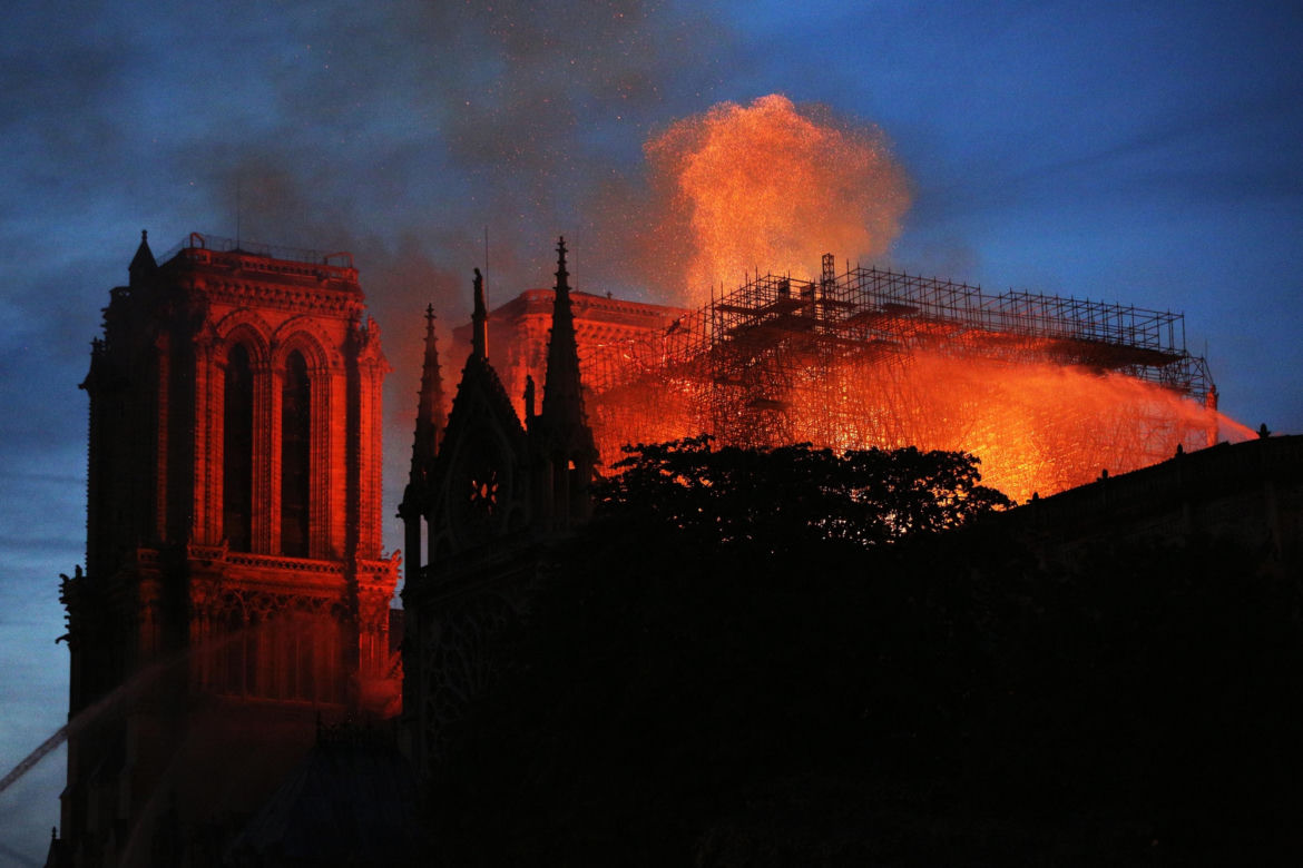 pożar katedry Notre-Dame w Paryżu (15.04.2019)