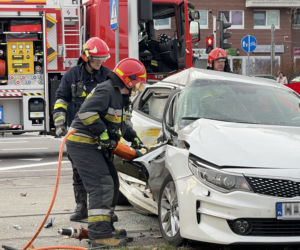 Poważny wypadek na Białołęce. Auto zmiecione przez tramwaj