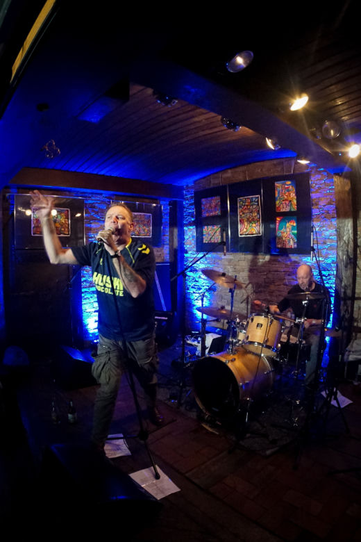 Legendarny zespół Sham 69 rozgrzał Hard Rock Pub Pamelę