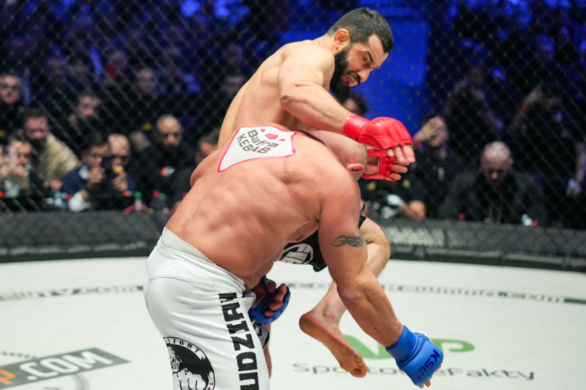 Mamed Khalidov rozbił Mariusza Pudzianowskiego na KSW 77 