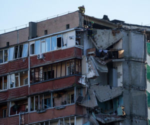 Zmasowany rosyjski atak na Kijów; zginęła jedna osoba, 16 zostało rannych