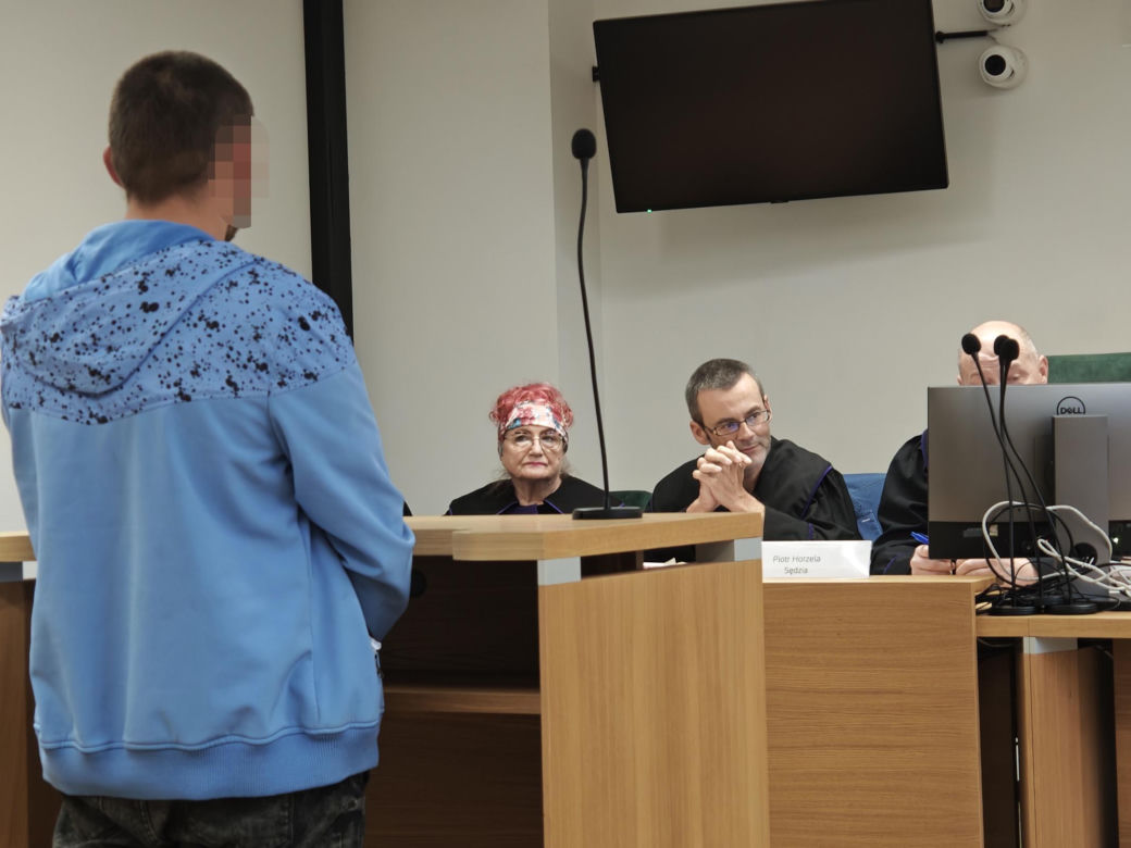 Mówił, że ręce mu śmierdzą krwią, obsesyjnie je mył. W szyi pani Zuzanny tkwił nóż