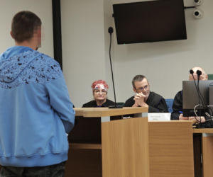 Mówił, że ręce mu śmierdzą krwią, obsesyjnie je mył. W szyi pani Zuzanny tkwił nóż