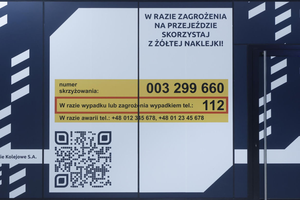 W kominiarkach wspinają się na pociągi i nagrywają. PKP ostrzega. Śmiertelny trend dotarł do Polski