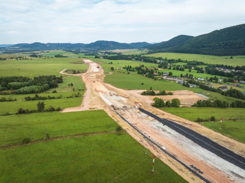Autostrada D11 w Czechach - zdjęcia z budowy - sierpień 2025
