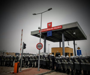 Kuźnica. Szturm migrantów na przejście graniczne [16.11.2021]
