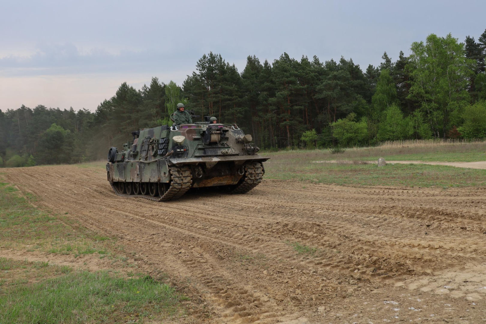 Nowe czołgi Abrams M1A2 SEPv3 na stałe w Poznaniu. Koniec z rotacją sprzętu