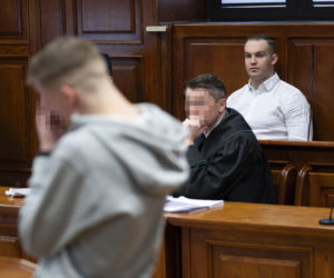 Wstrząsające kulisy zabójstwa Maćka w Warszawie. Po plecach leciała mu krew, mówił, że umrze