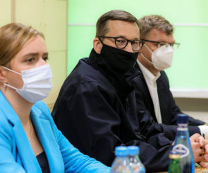 Sztab kryzysowy z udziałem premiera Mateusza Morawieckiego