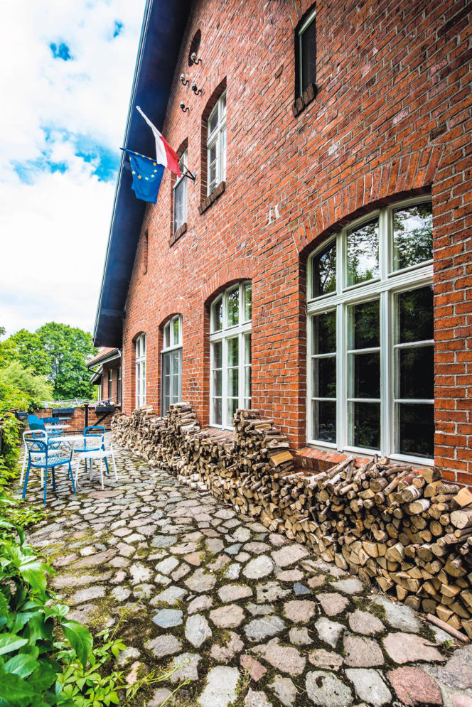 Dom w poniemieckiej szkole na Mazurach