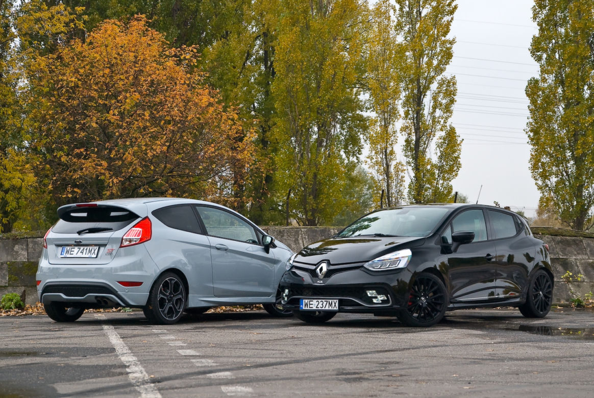 Ford Fiesta ST200 Renault Clio RS Trophy